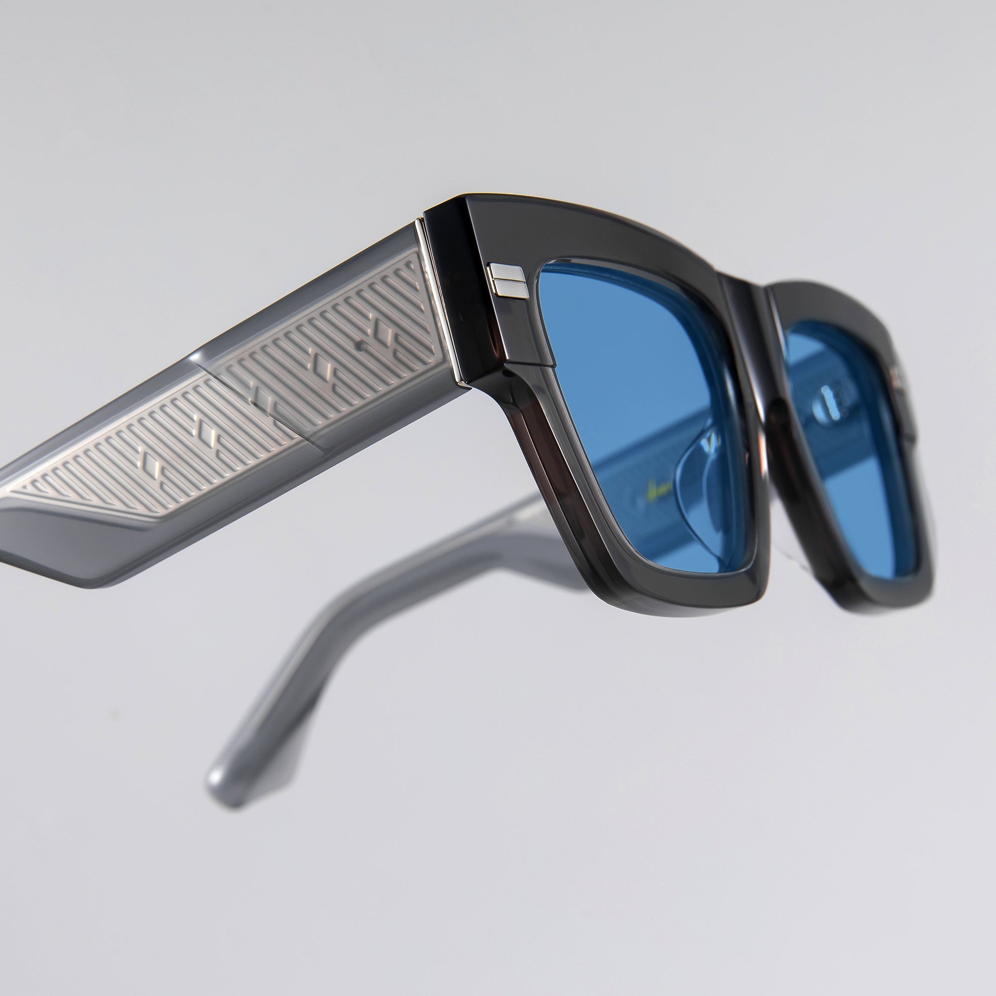 Donahugh-sunglasses-mistygray
